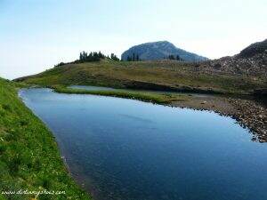 Mount Timpanogos Emerald Lake || Utah || Dirt In My Shoes