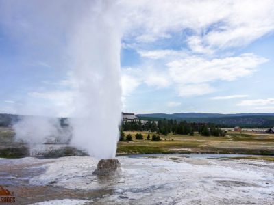 How Many Days Should I Spend in Yellowstone National Park? || Dirt In My Shoes